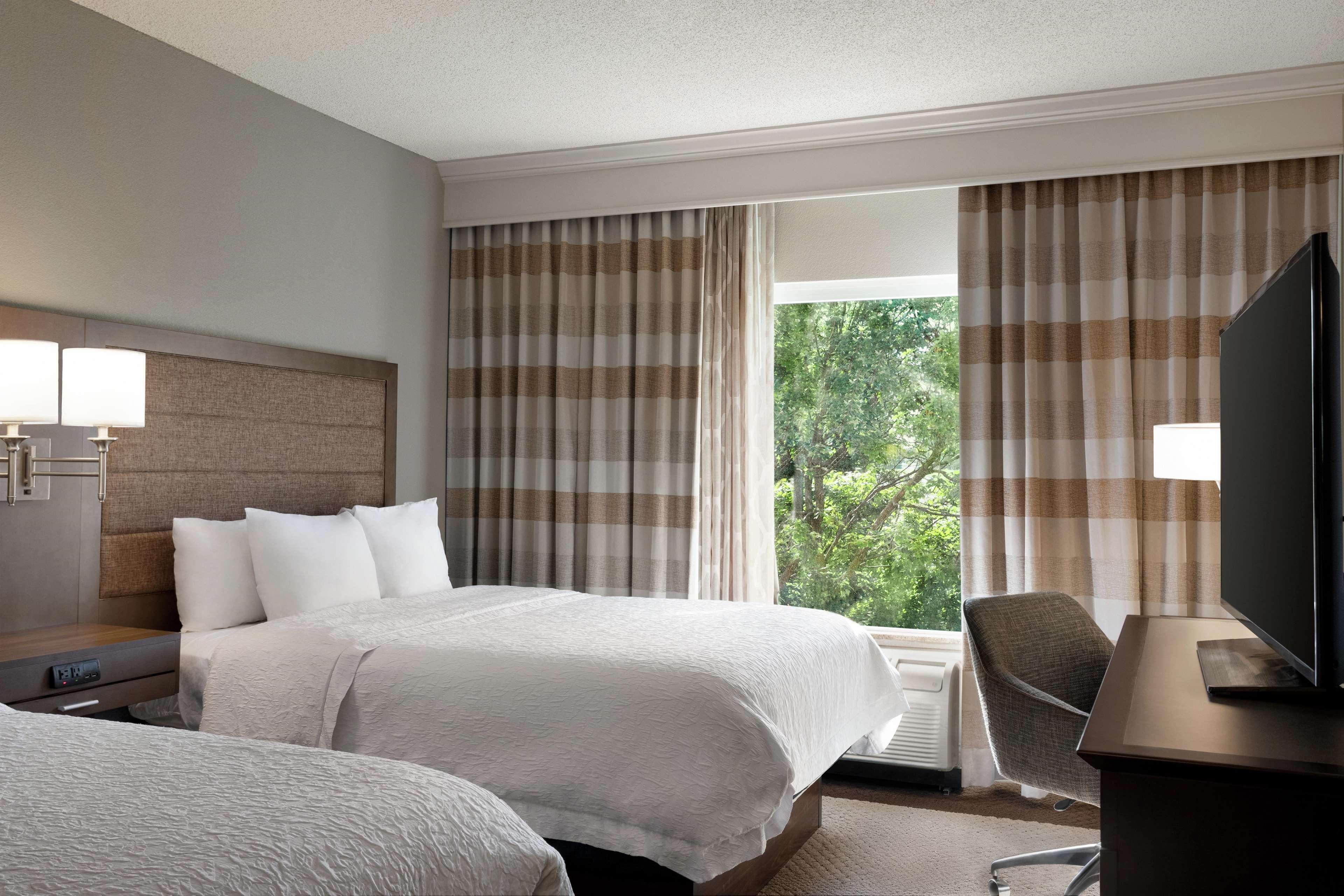 Hampton Inn & Suites Montgomery-Eastchase Екстериор снимка