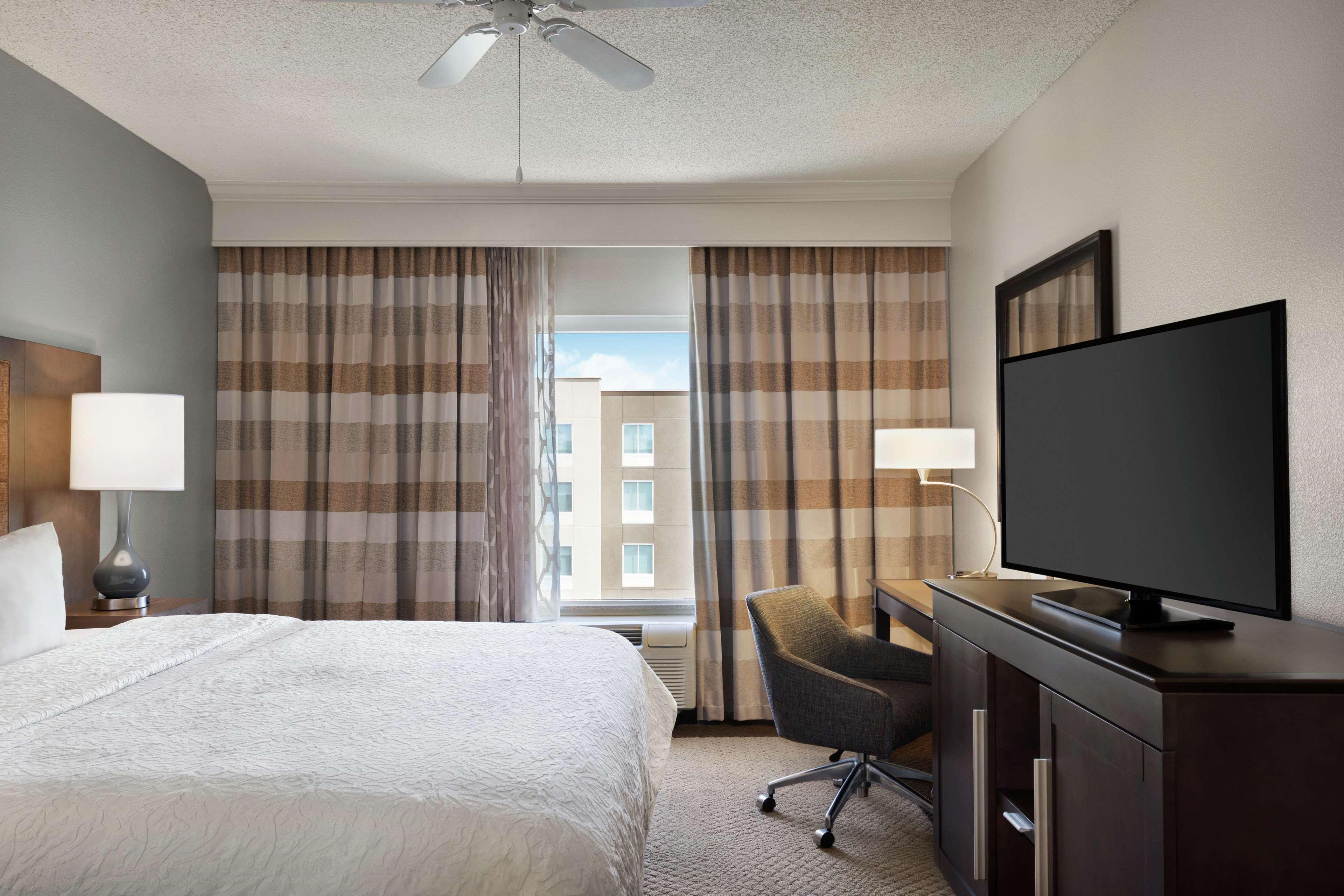 Hampton Inn & Suites Montgomery-Eastchase Екстериор снимка