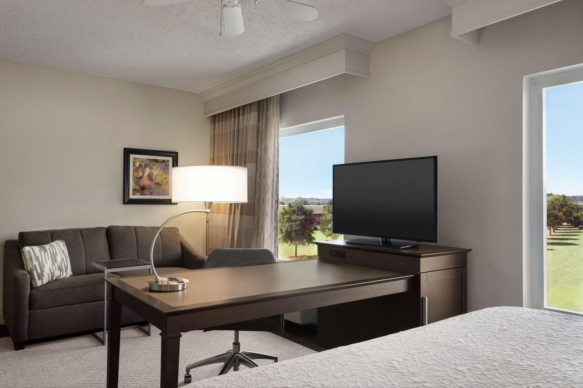 Hampton Inn & Suites Montgomery-Eastchase Екстериор снимка