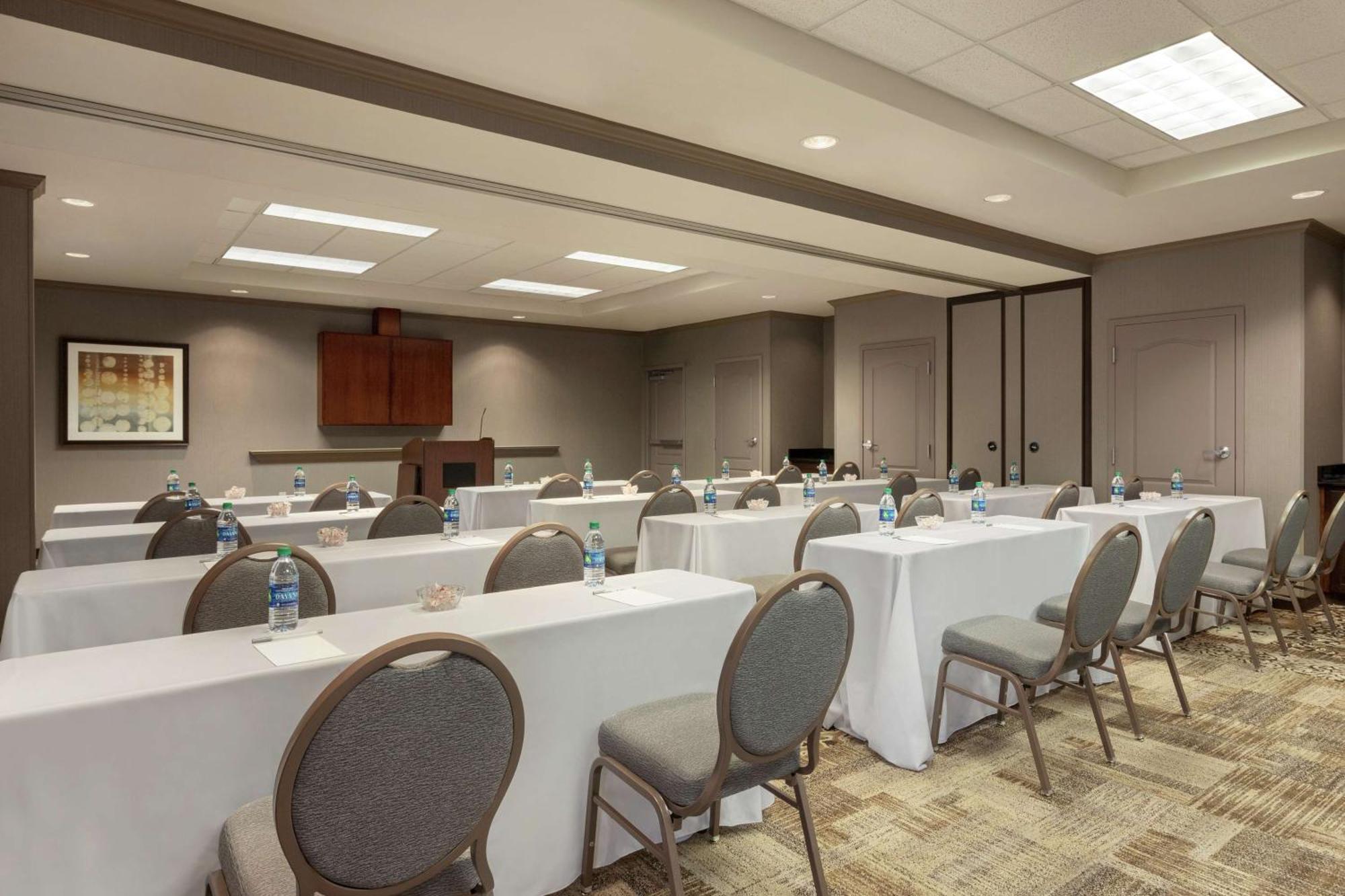 Hampton Inn & Suites Montgomery-Eastchase Екстериор снимка