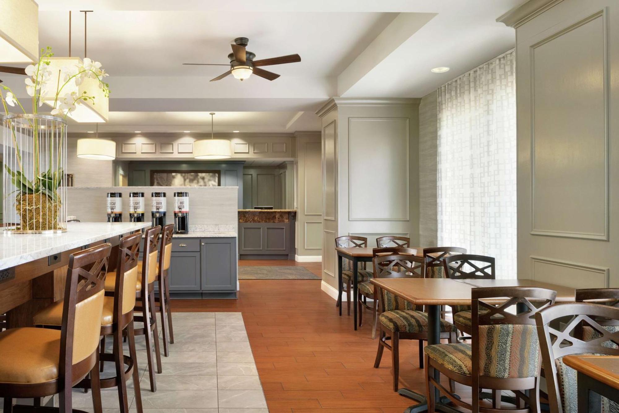 Hampton Inn & Suites Montgomery-Eastchase Екстериор снимка