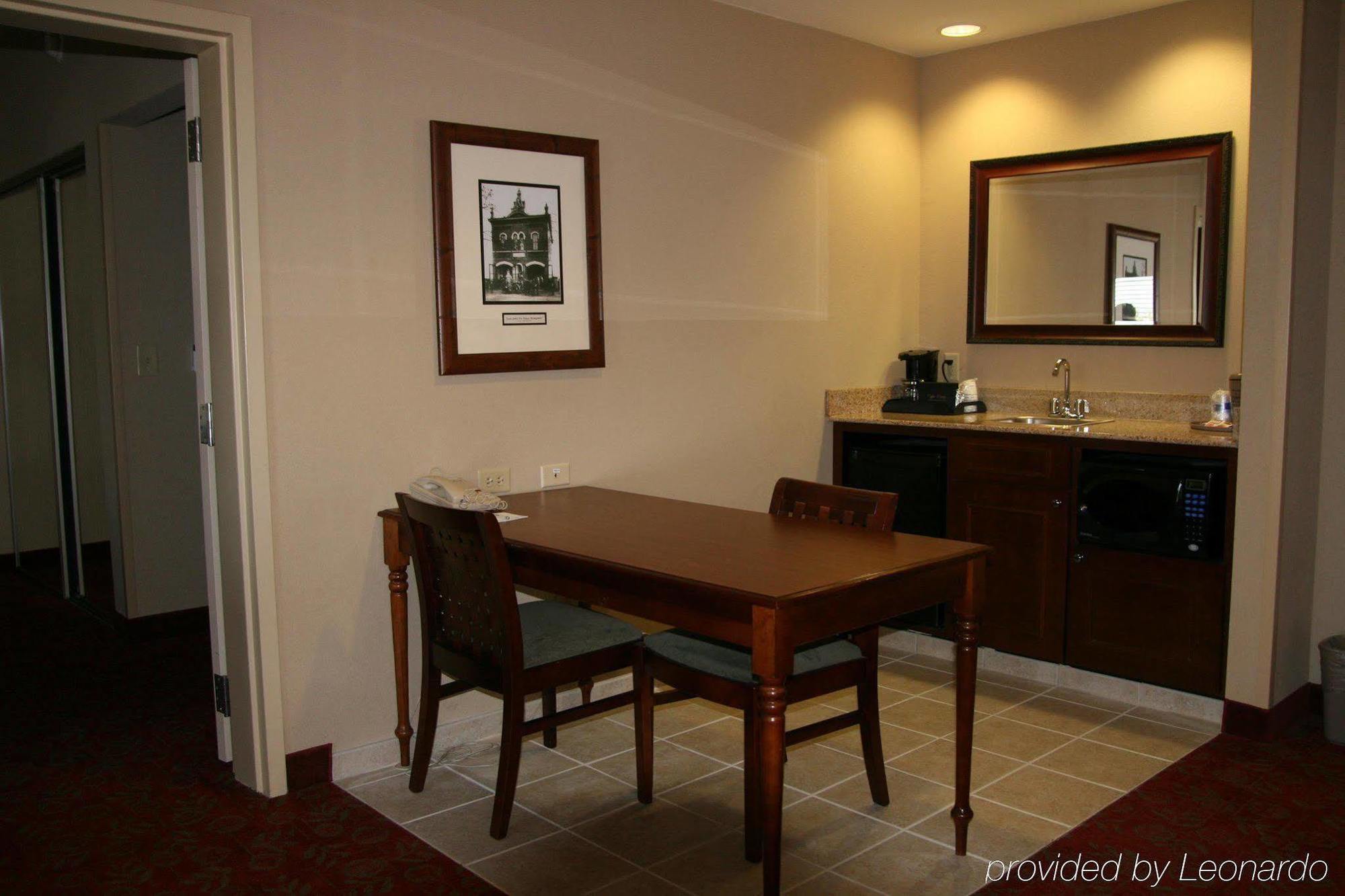Hampton Inn & Suites Montgomery-Eastchase Стая снимка